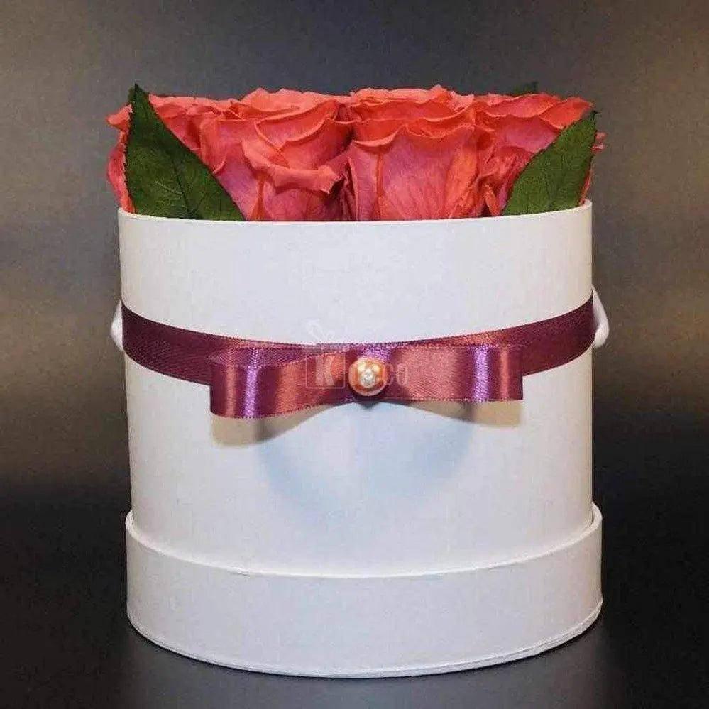 Cutie cu 9 Trandafiri Criogenati XL rosii Ø6,5cm, cadouri femei - Kdeco.ro