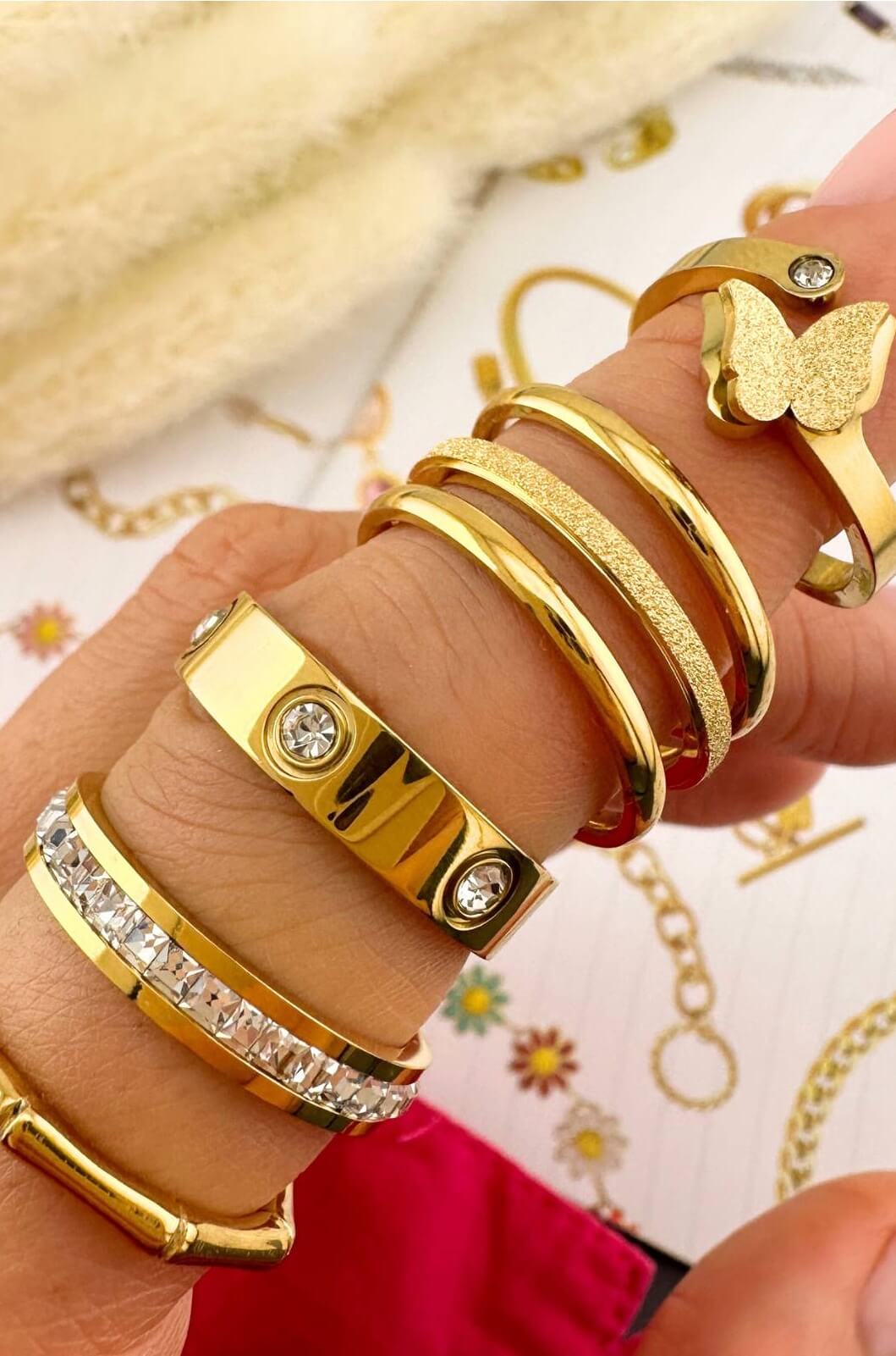 Inele - Kdeco.ro - Trandafiri Criogenati Nemuritori