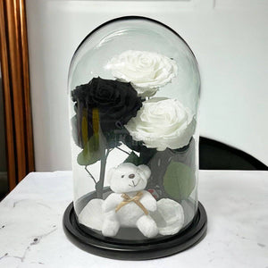 3 Trandafiri Criogenati mari (2 albi si 1 negru) in cupola sticla cu ursulet-Kdeco.ro