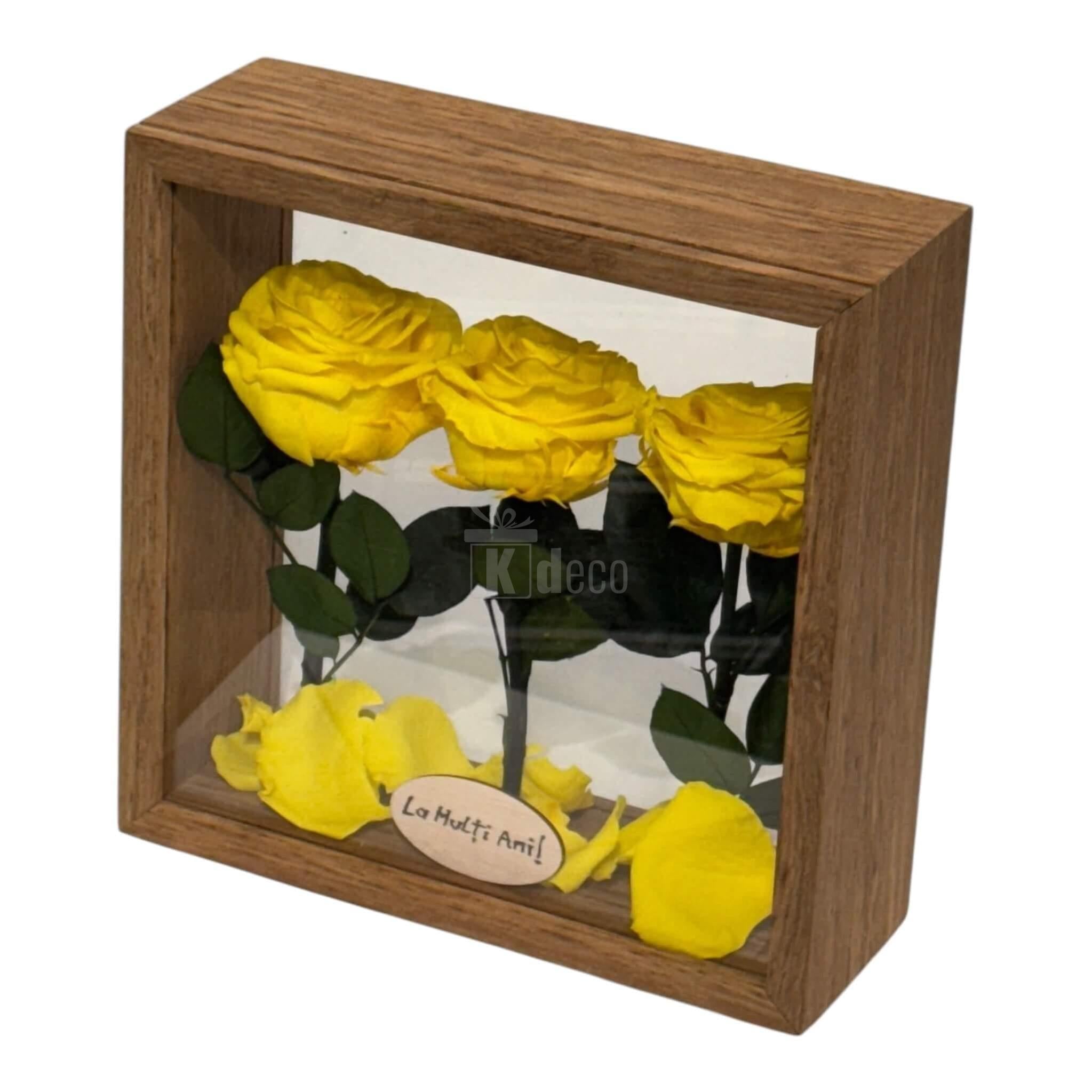 Trandafiri criogenați galbeni în aranjament de masă cu plexiglas, decor floral premium pentru Home & Garden > Decor > Dried Flowers.