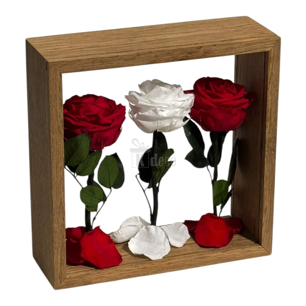 Aranjament de Masă cu Trandafiri Criogenați – Eleganță și Simbol al Iubirii, 27x27 cm - Kdeco.ro