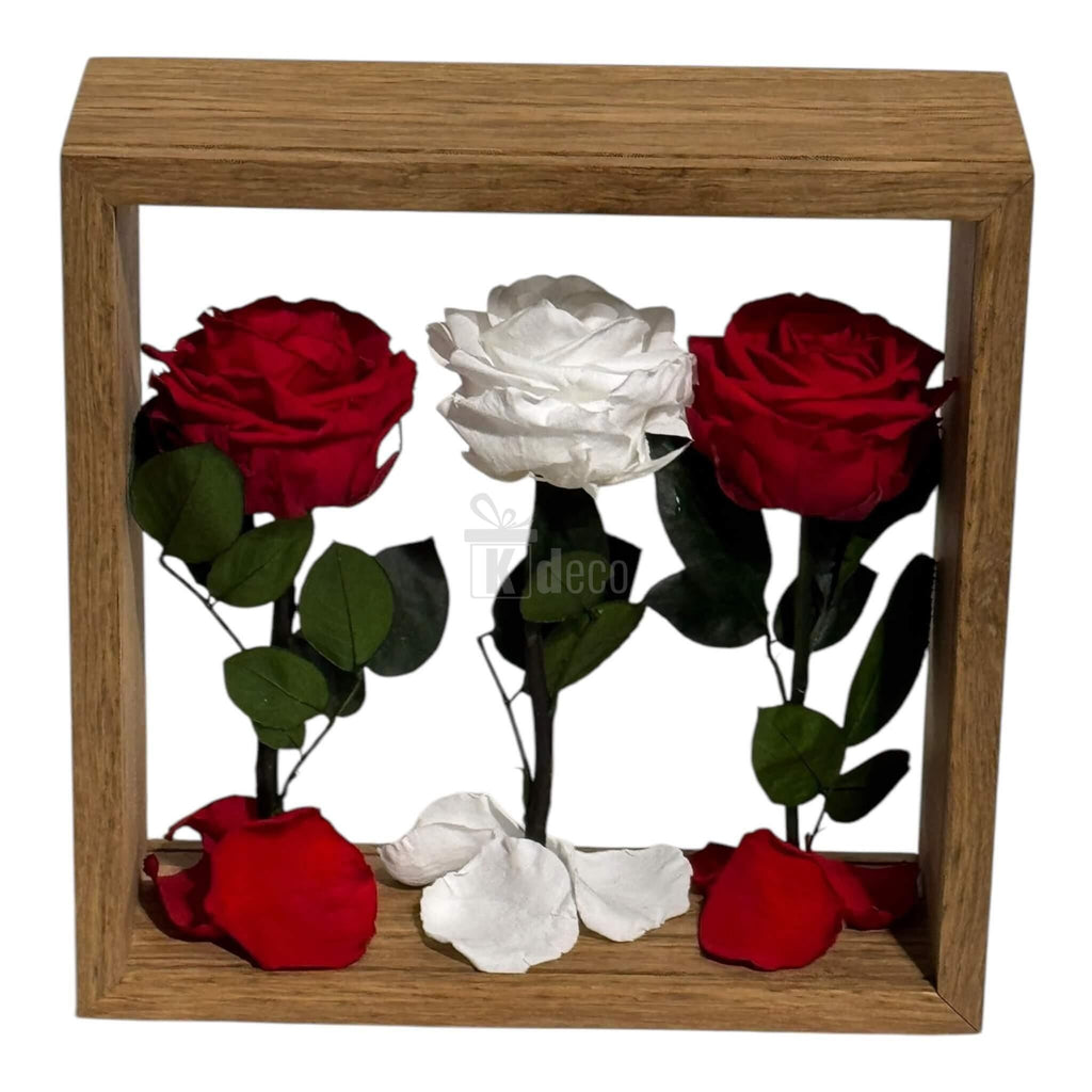 Aranjament de Masă cu Trandafiri Criogenați – Eleganță și Simbol al Iubirii, 27x27 cm - Kdeco.ro