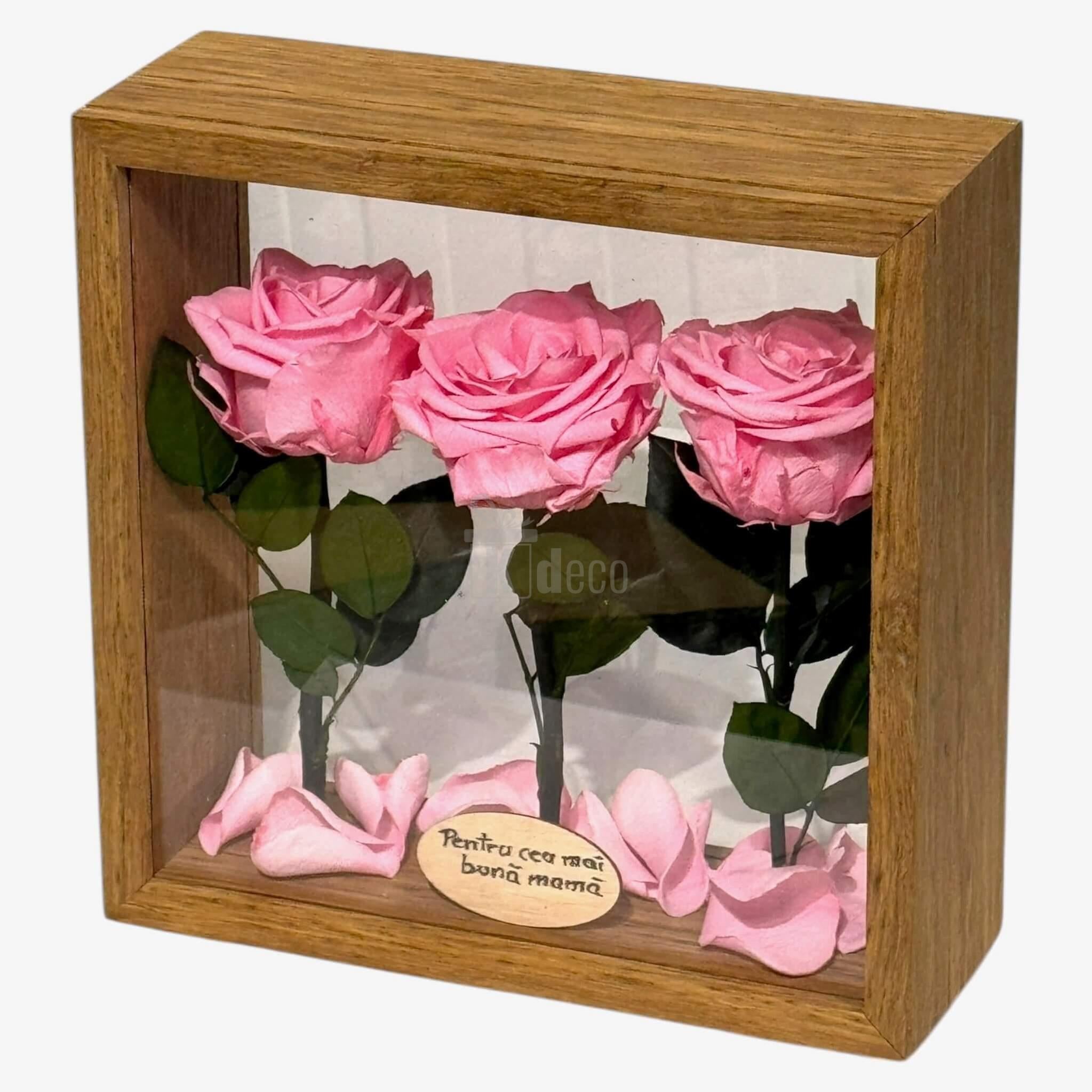 Aranjament de masă cu trandafiri criogenați roz și petale, în ramă de lemn, mesaj personalizat pentru mamă, decor Home & Garden.