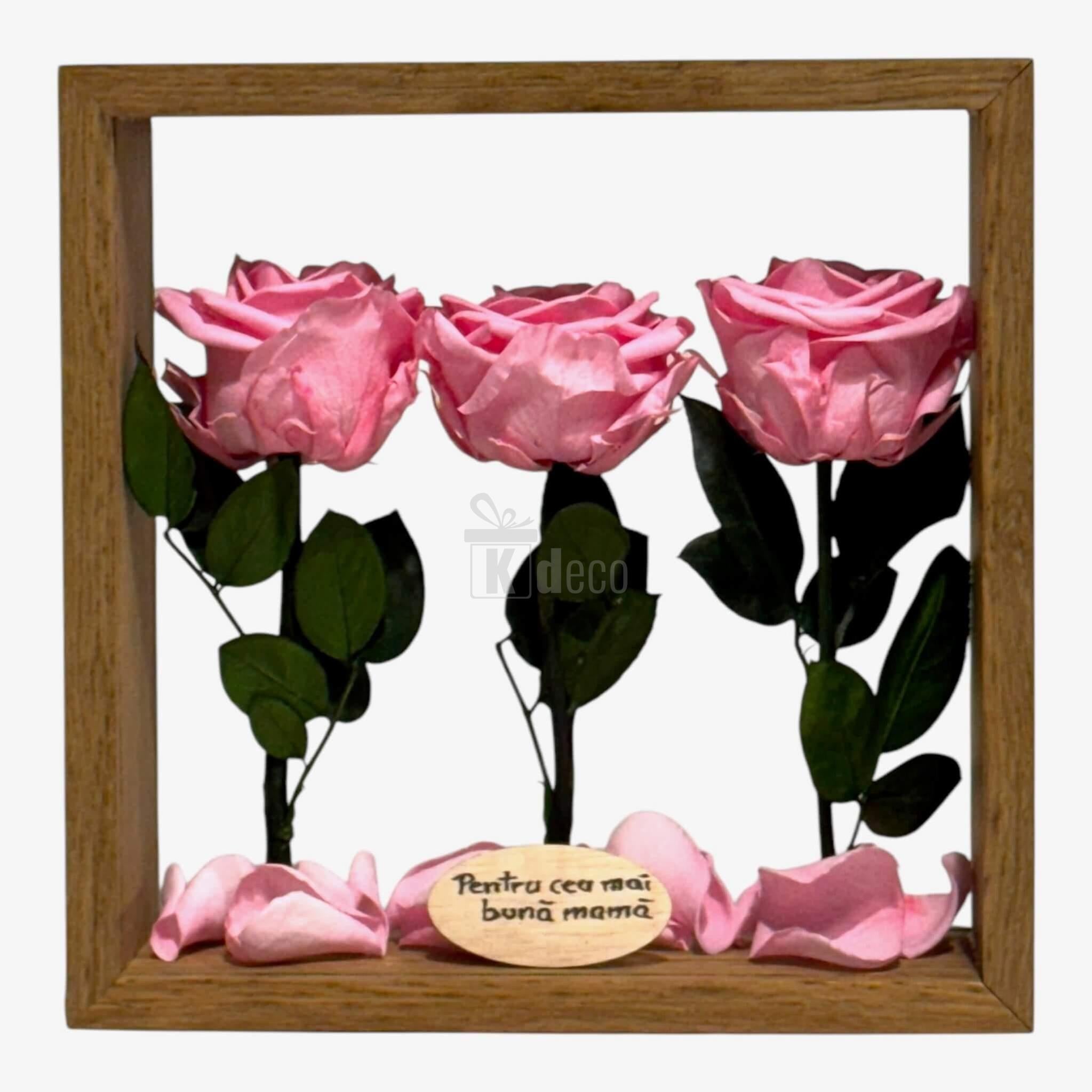 Trandafiri criogenați roz în suport plexiglas cu ramă din lemn, mesaj personalizat pentru mamă, decor floral Home & Garden.