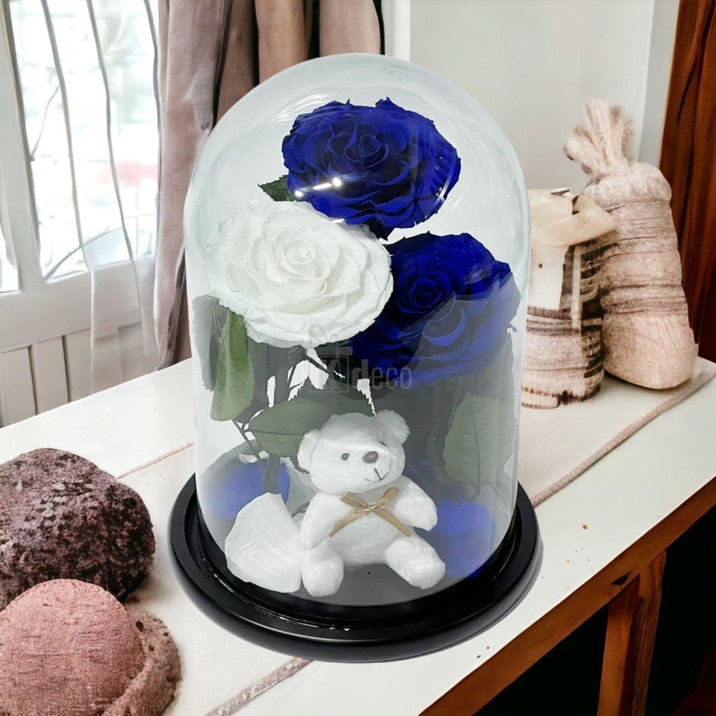 3 Trandafiri Criogenati mari (2 albastrii si 1 alb) in cupola sticla cu ursulet-Kdeco.ro