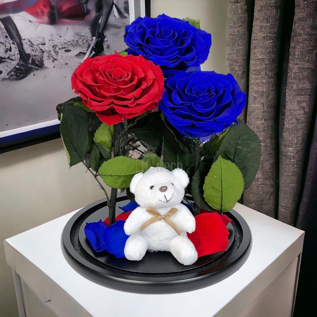 3 Trandafiri Criogenati mari (2 albastrii si 1 rosu) in cupola sticla cu ursulet-Kdeco.ro