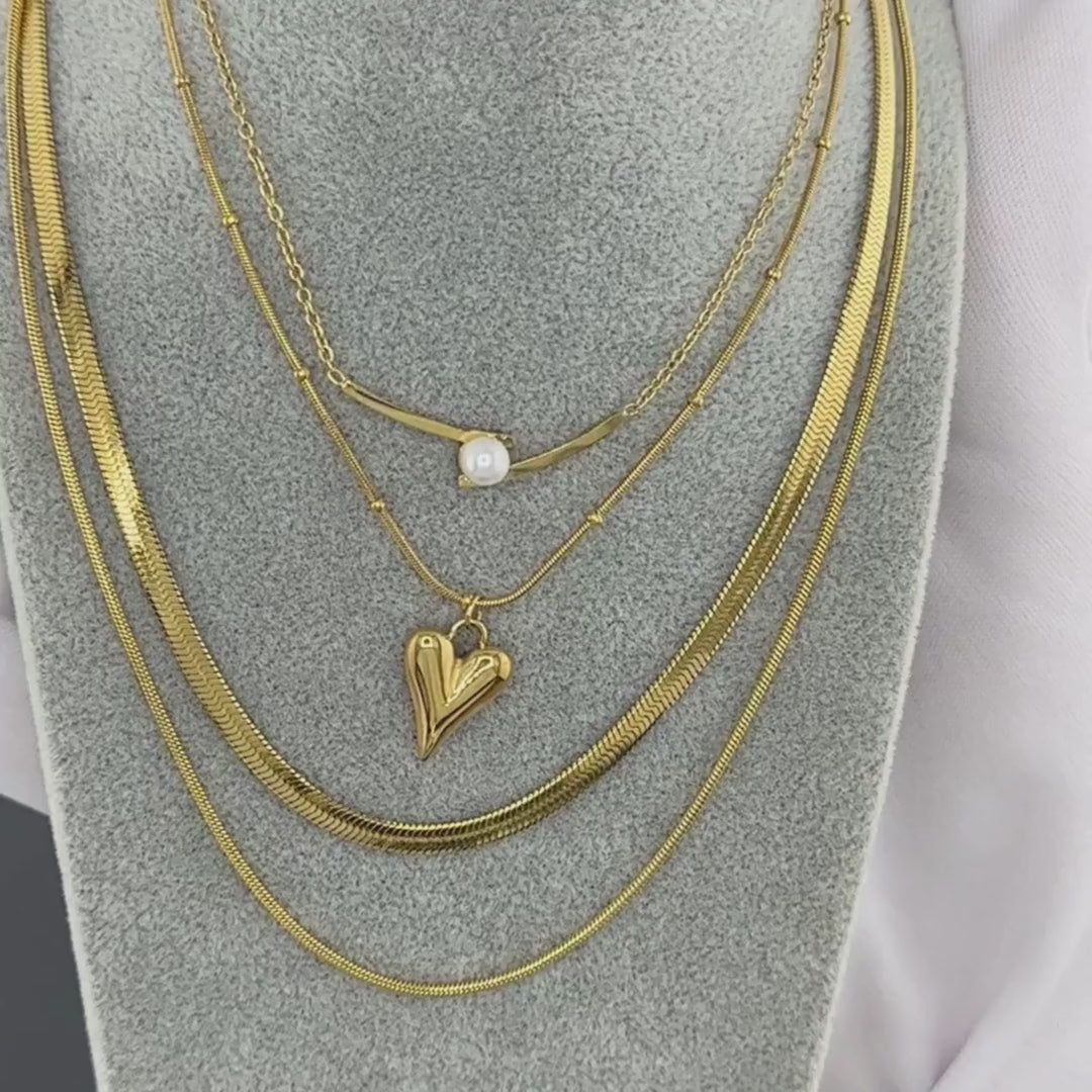 Colier Lyra din inox premium cu pandantiv inima, placat cu aur 18K