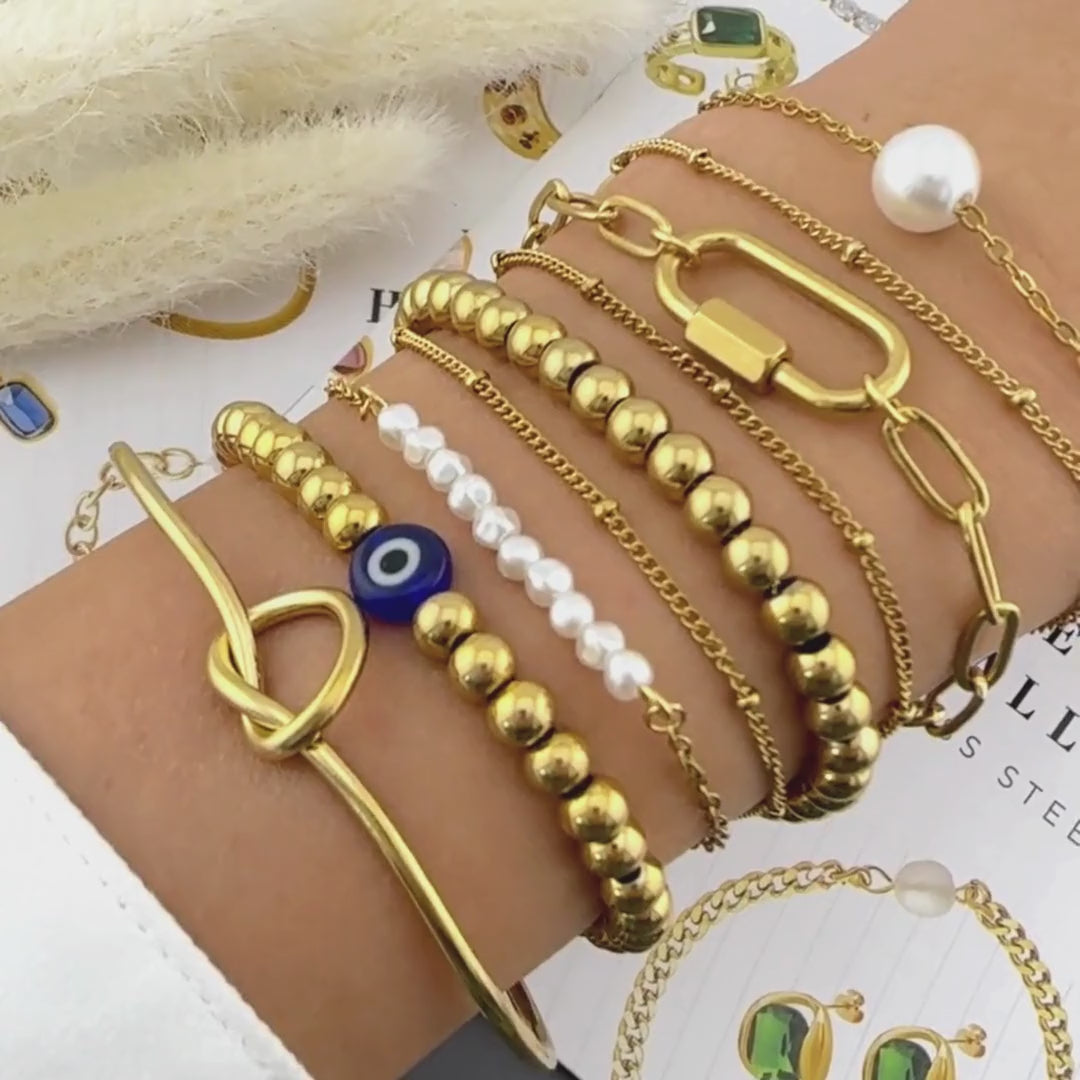 Brățară Premium Elora din inox cu perle artificiale elegante, finisaj lux, placată cu Aur 18K