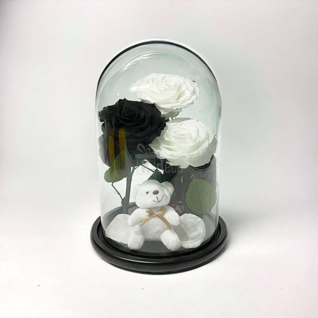 3 Trandafiri Criogenati mari (2 albi si 1 negru) in cupola sticla cu ursulet-Kdeco.ro
