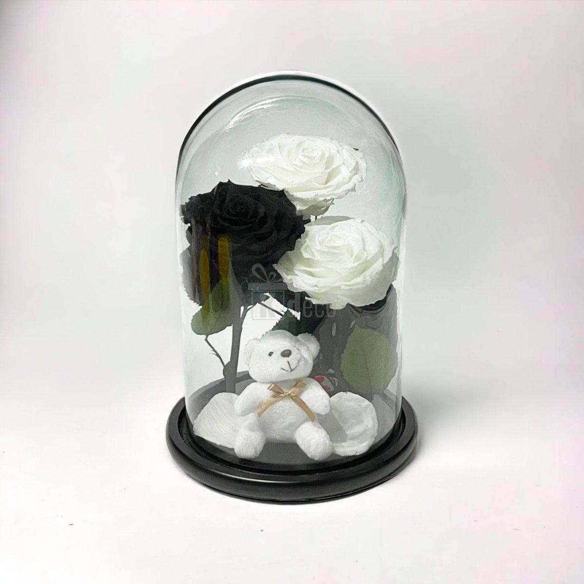 3 Trandafiri Criogenati mari (2 albi si 1 negru) in cupola sticla cu ursulet-Kdeco.ro