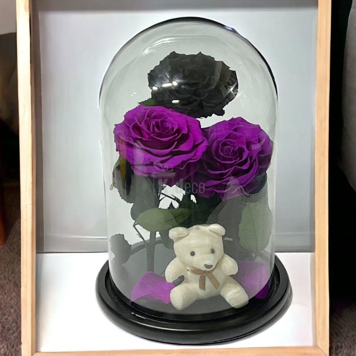 3 Trandafiri Criogenati mari (2 purpurii si 1 negru) in cupola sticla-Kdeco.ro