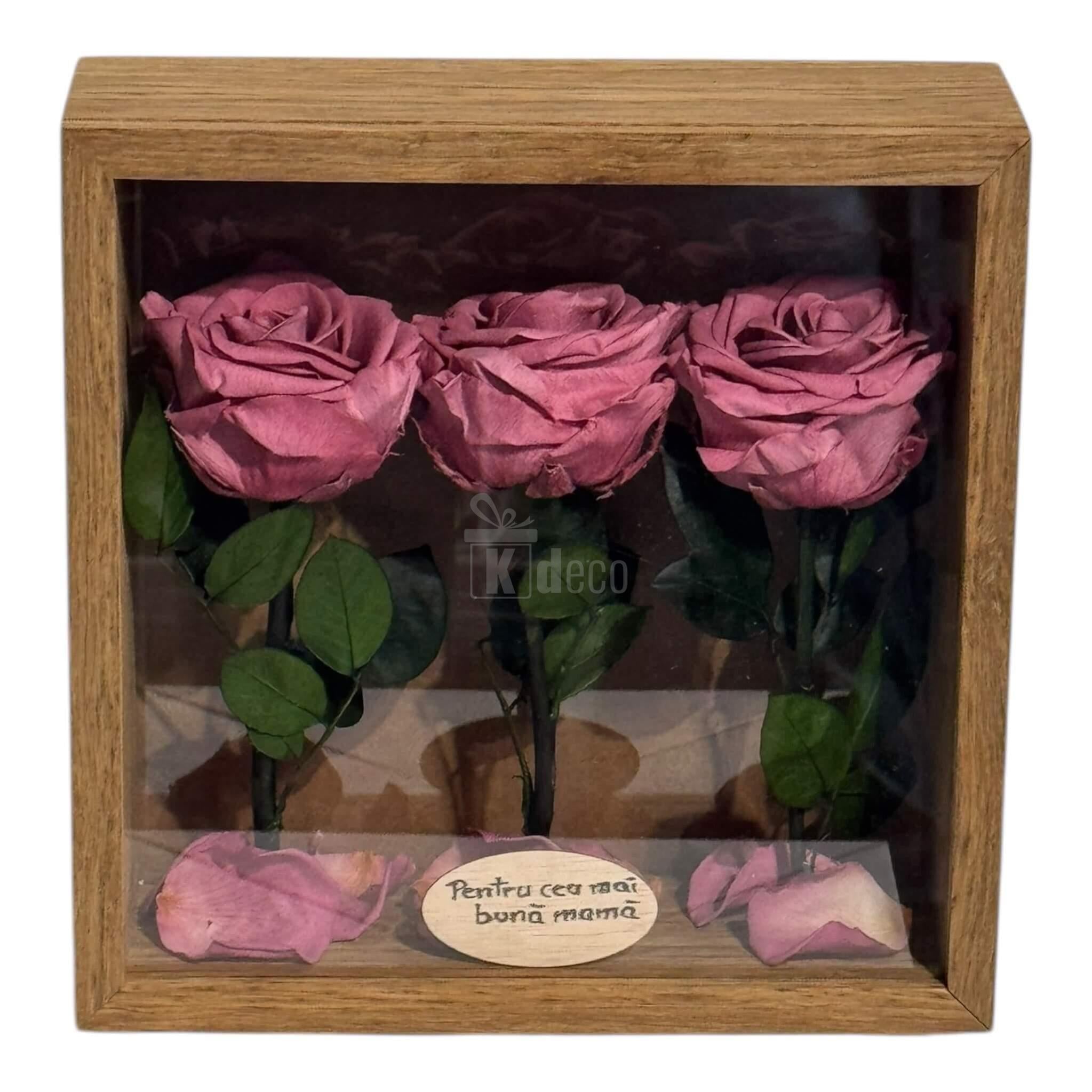 Tablou cu trandafiri criogenați mov pudrat, mesaj dedicat mamei, decor natural și emoționant pentru orice spațiu