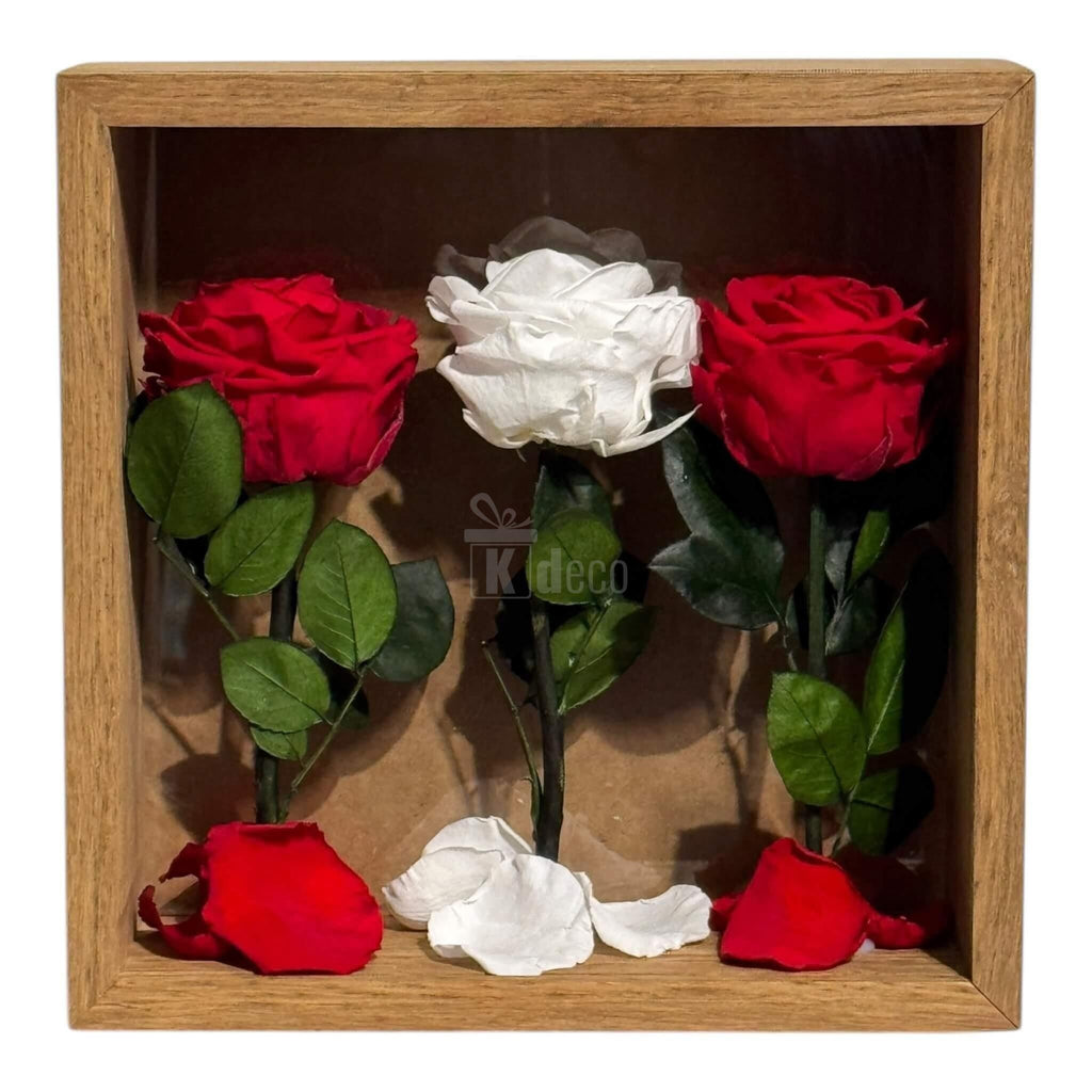 Tablou cu 3 Trandafiri Criogenați – Simbol al Iubirii și Purității, 27x27 cm - Kdeco.ro
