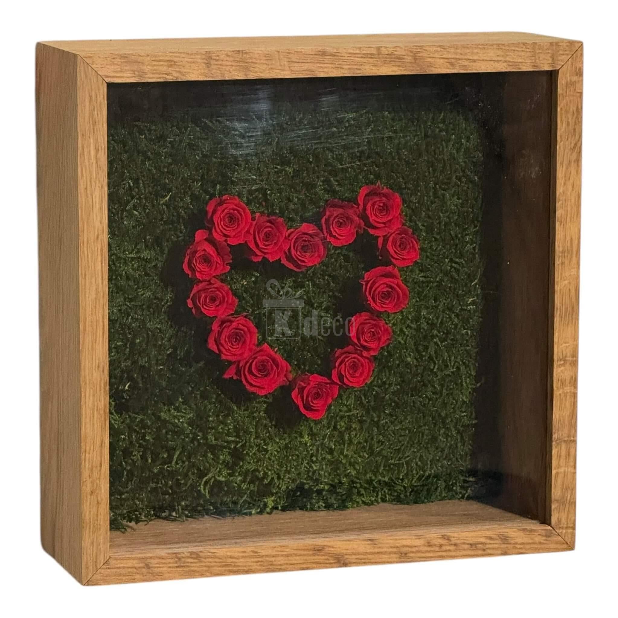 Tablou cu Inimă din Trandafiri Criogenați si muschi stabilizat – Simbol al Iubirii Nemuritoare, 27x27cm - Kdeco.ro