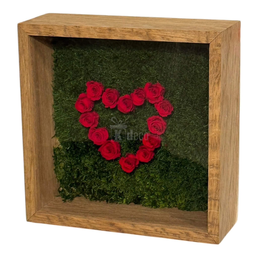 Tablou cu Inimă din Trandafiri Criogenați si muschi stabilizat – Simbol al Iubirii Nemuritoare, 27x27cm - Kdeco.ro