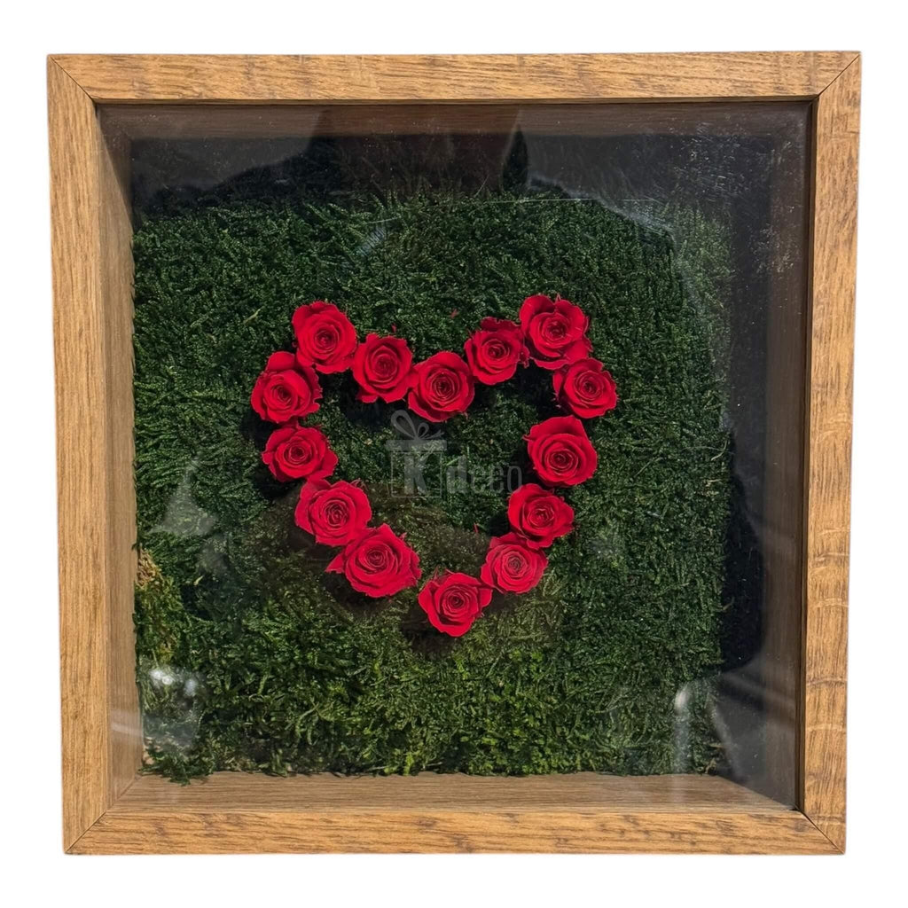 Tablou cu Inimă din Trandafiri Criogenați si muschi stabilizat – Simbol al Iubirii Nemuritoare, 27x27cm - Kdeco.ro