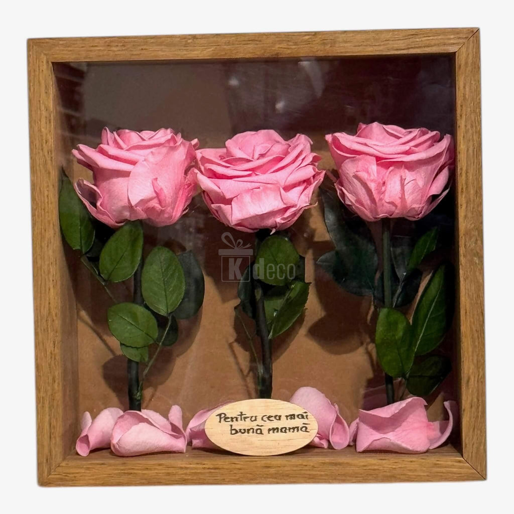 Tablou floral cu trandafiri criogenați roz și mesaj personalizat, decor emoționant pentru mama