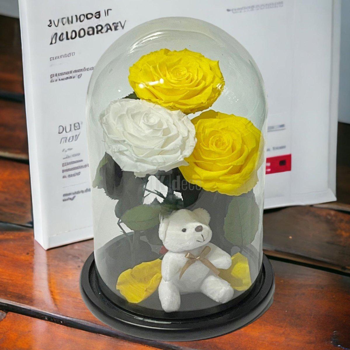 3 Trandafiri Criogenati mari (2 galbeni si 1 alb) in cupola sticla cu ursulet-Kdeco.ro