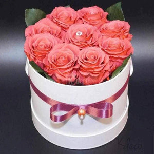 Cutie cu 9 Trandafiri Criogenati XL rosii Ø6,5cm, cadouri femei - Kdeco.ro