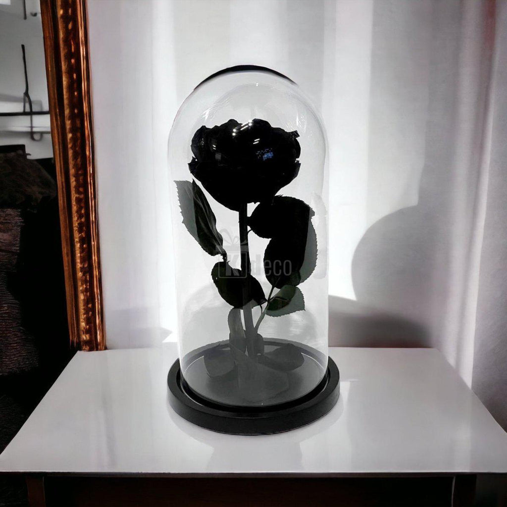 Trandafir Criogenat Negru de Lux în cupolă de sticlă, decor sofisticat pentru cadouri personalizate, ideal pentru iubită sau mamă.